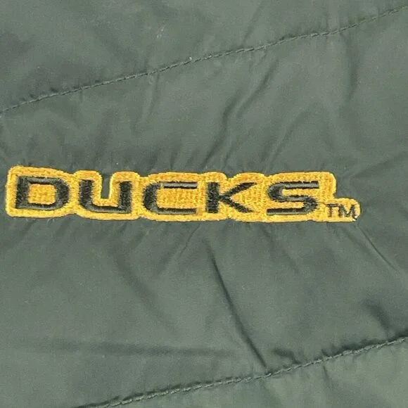 Oregon Ducks Puffer Vest Men’s M Green Full Zip Sleeveless Zip Pockets - Picture 7 of 7